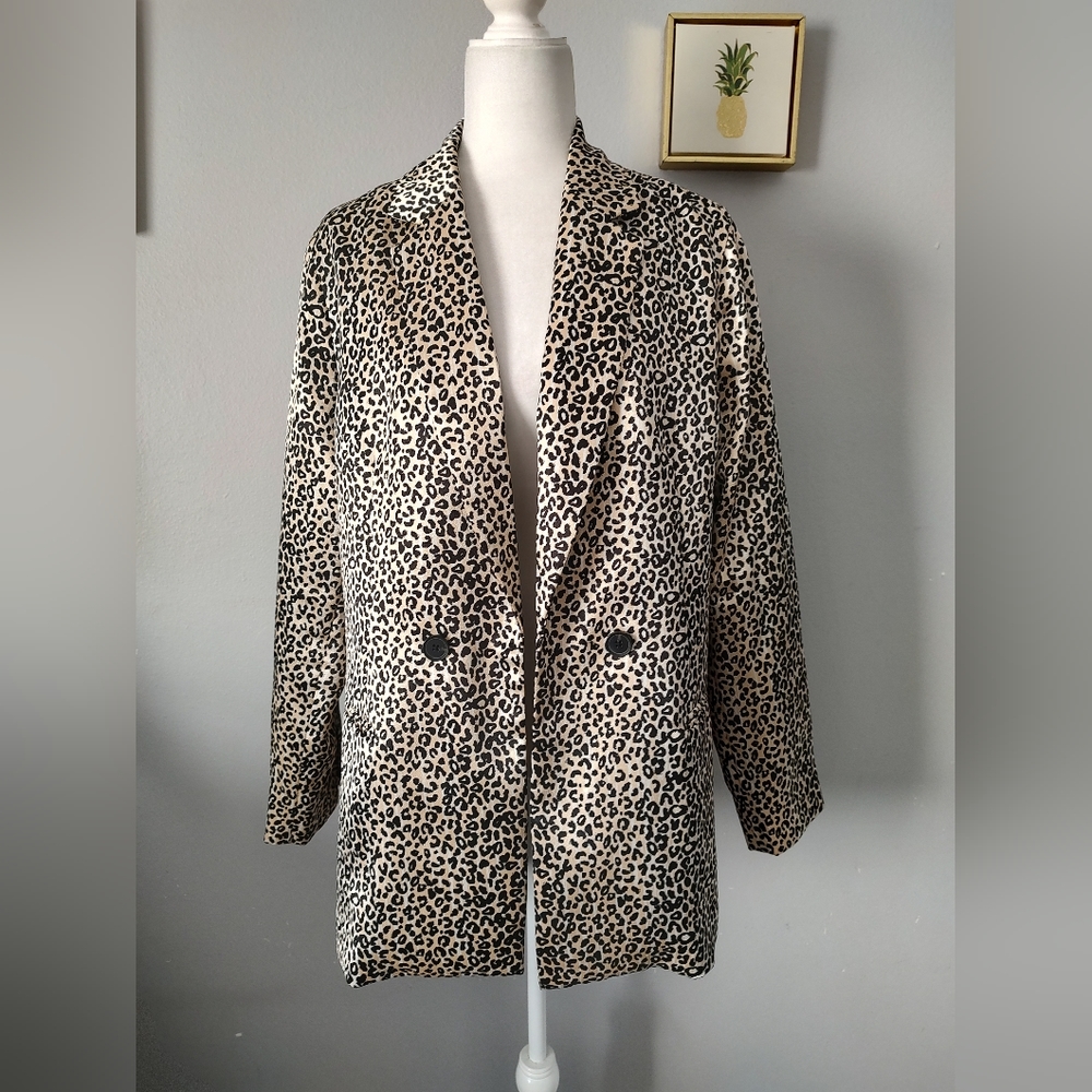 Jacket Blazer Women Nine West Animal print size Large style casual Good Cond.